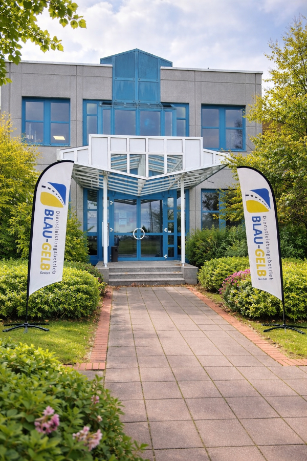 Eingang zur Blau-Gelb GmbH