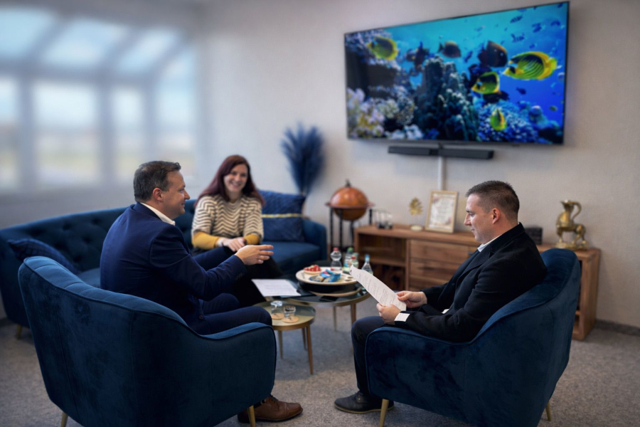 Geschäftsführung und Assistenz im Meeting